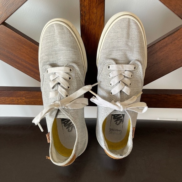 Vans women’s size 9.5 - Picture 3 of 17